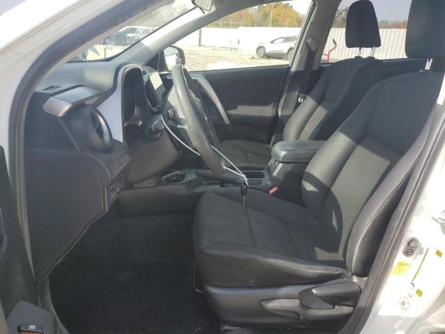 JTMZFREV4HJ704075 - 2017 TOYOTA RAV4 LE Ağ foto 7