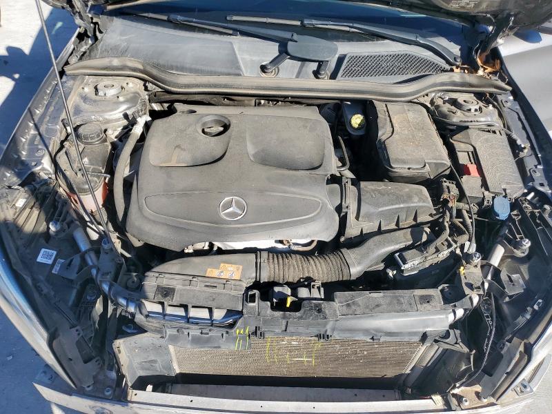 WDCTG4EB2JJ411321 - 2018 MERCEDES-BENZ GLA 250 灰色 照片 12