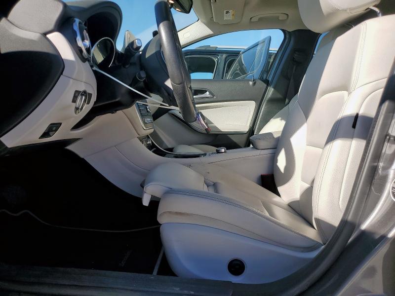 WDCTG4EB2JJ411321 - 2018 MERCEDES-BENZ GLA 250 灰色 照片 7