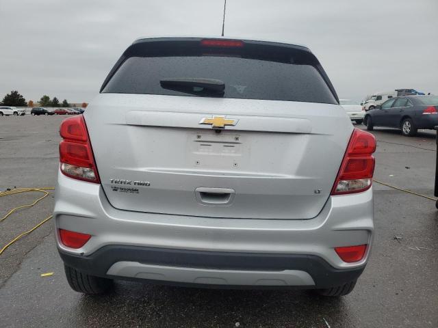 KL7CJPSB6JB689661 - 2018 CHEVROLET TRAX 1LT 银色 照片 6