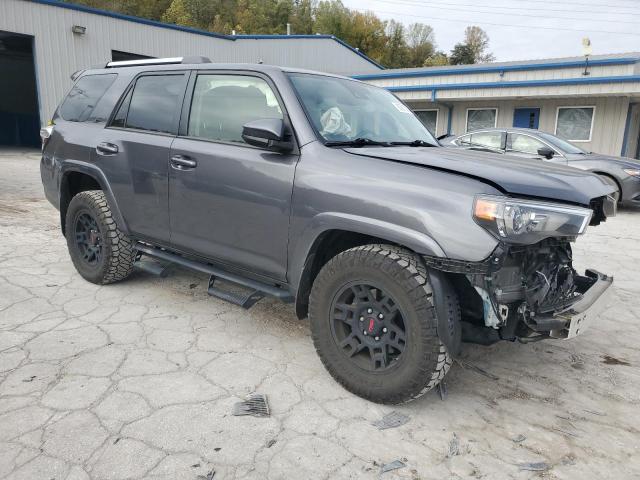JTEEU5JR0P5279463 - 2023 TOYOTA 4RUNNER SR5 石墨色 照片 4