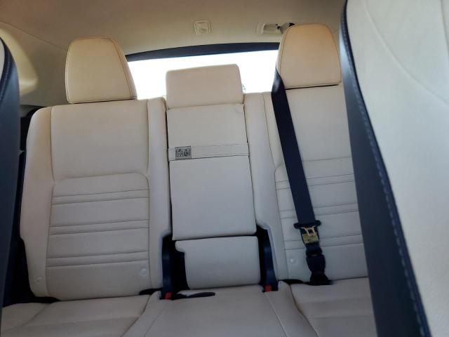 JTJYARBZ5J2086201 - 2018 LEXUS NX 300 BASE 银色 照片 10