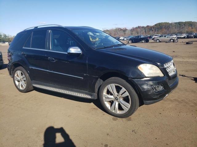 4JGBB8GB4AA601962 - 2010 MERCEDES-BENZ ML 350 4MATIC BLACK photo 4