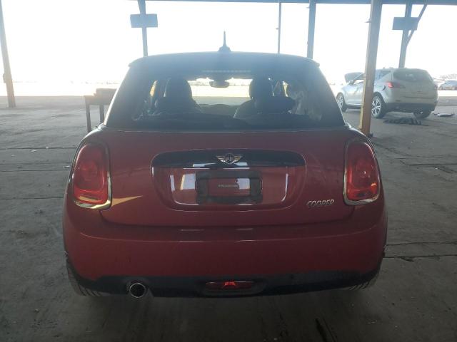 WMWXP5C52J2G64191 - 2018 MINI COOPER Rot Foto 6