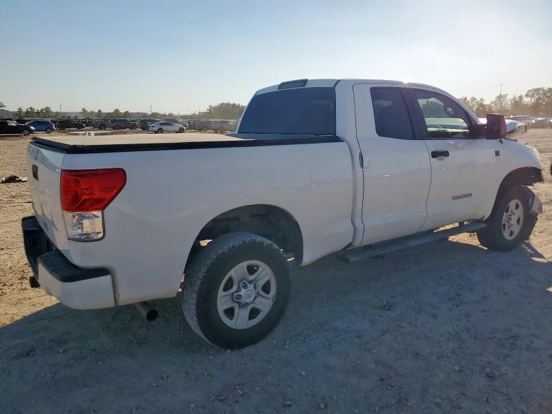 5TFRM5F16AX009111 - 2010 TOYOTA TUNDRA DOUBLE CAB SR5 WHITE photo 3
