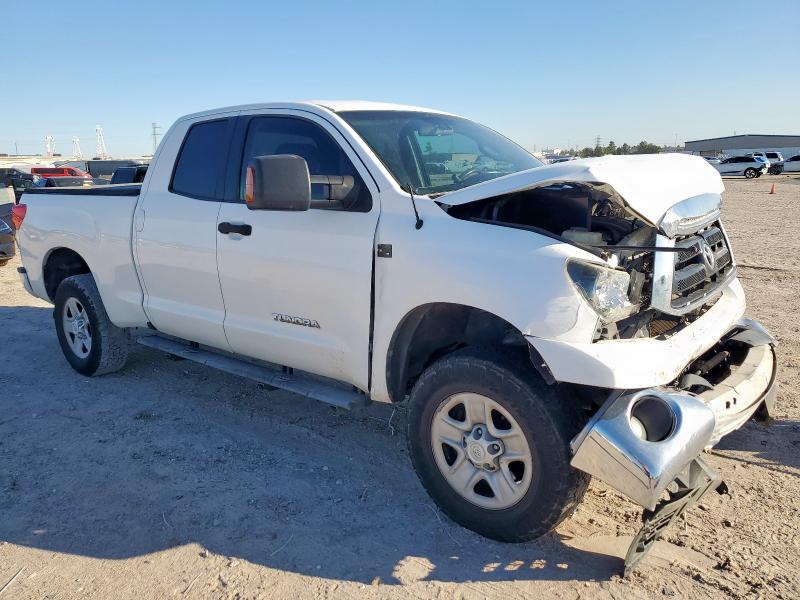 5TFRM5F16AX009111 - 2010 TOYOTA TUNDRA DOUBLE CAB SR5 WHITE photo 4