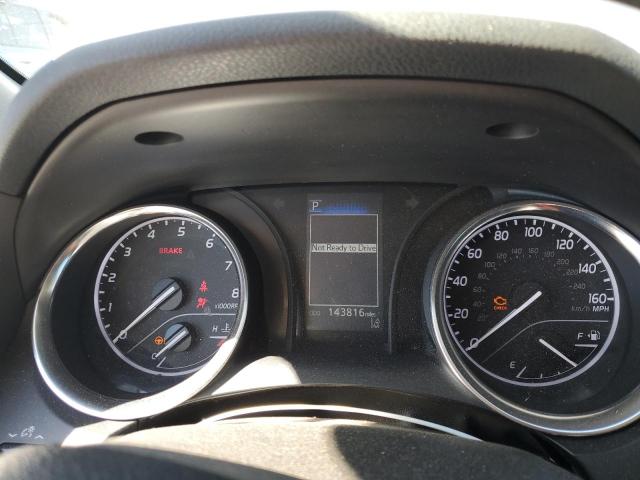 4T1B11HK4JU506812 - 2018 TOYOTA CAMRY L 银色 照片 9