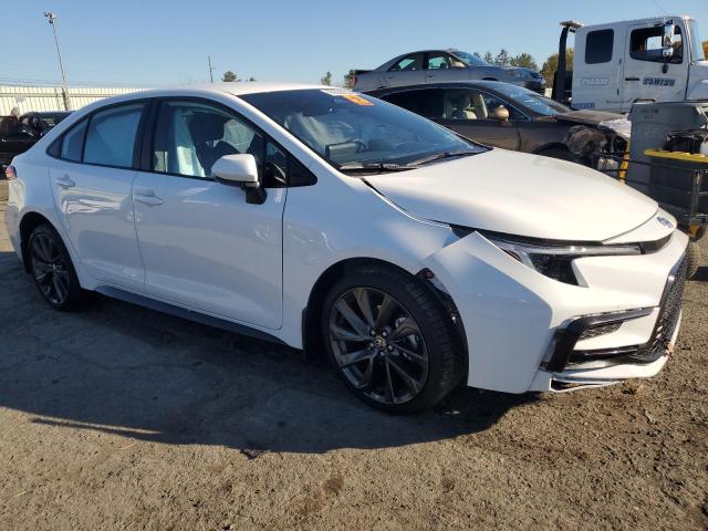 5YFS4MCE8SP244578 - 2025 TOYOTA COROLLA SE თეთრი ფოტო 4