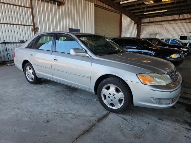 4T1BF28B74U347599 - 2004 TOYOTA AVALON XL 银色 照片 4