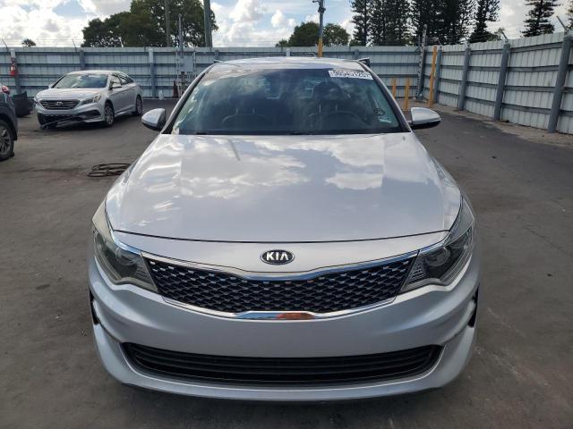 5XXGU4L31GG117529 - 2016 KIA OPTIMA EX Silber Foto 5