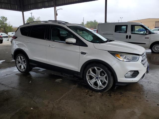 1FMCU0J94JUB95895 - 2018 FORD ESCAPE TITANIUM WHITE photo 4