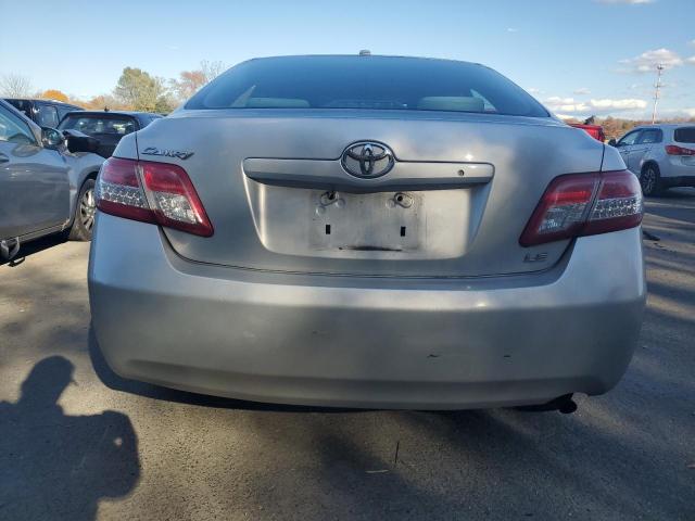 4T4BF3EK6AR009171 - 2010 TOYOTA CAMRY BASE SILVER photo 6