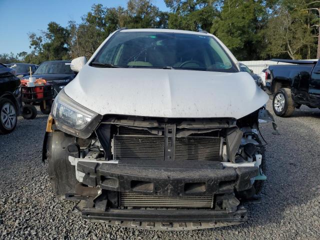 KL4CJASB3JB706748 - 2018 BUICK ENCORE PREFERRED WHITE photo 5