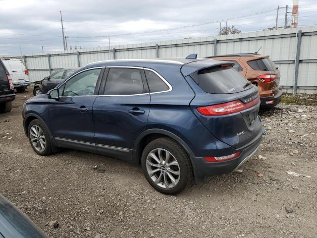 5LMCJ2D93HUL07660 - 2017 LINCOLN MKC SELECT BLUE photo 2