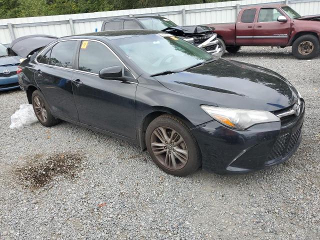 4T1BF1FK7HU779337 - 2017 TOYOTA CAMRY LE 黑色 照片 4