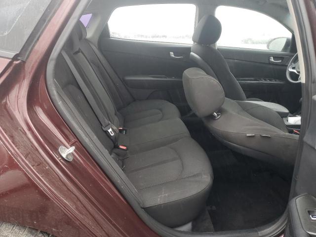 5XXGT4L33JG213382 - 2018 KIA OPTIMA LX Бордовый фото 10