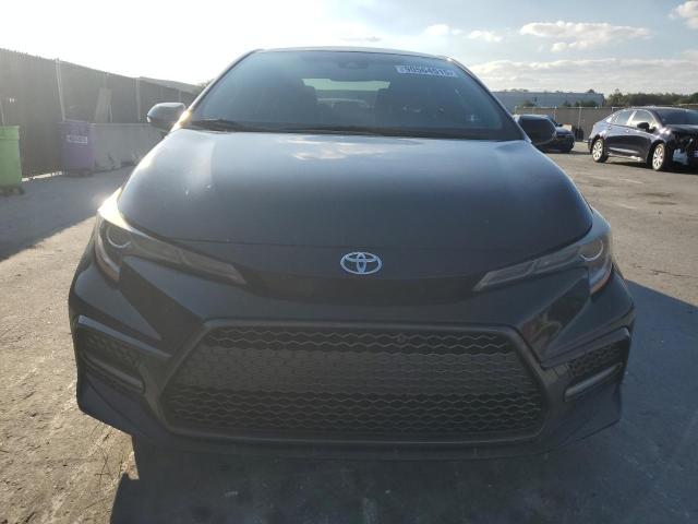 JTDS4MCE8MJ071328 - 2021 TOYOTA COROLLA SE BLACK photo 5