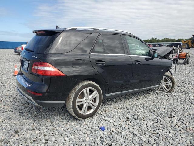 4JGDA5HB7CA028275 - 2012 MERCEDES-BENZ ML 350 4MATIC BLACK photo 3