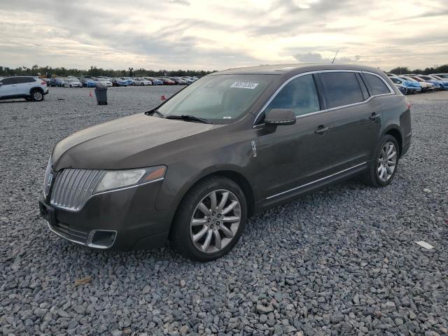 2011 LINCOLN MKT, 