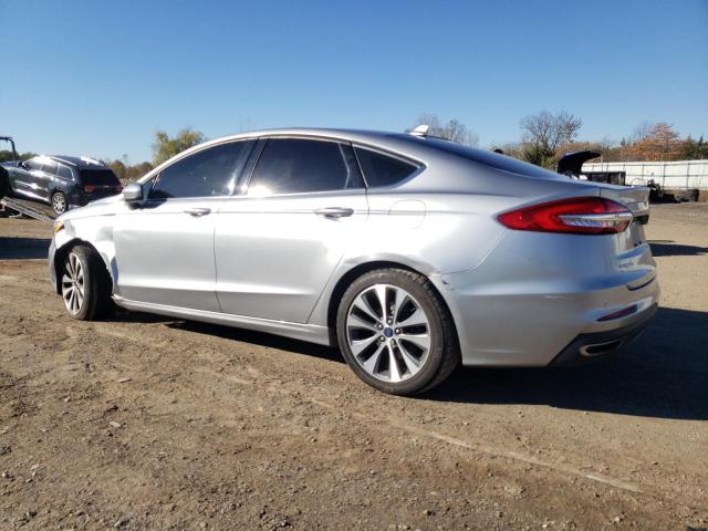 3FA6P0T95LR202262 - 2020 FORD FUSION SE SILVER photo 2