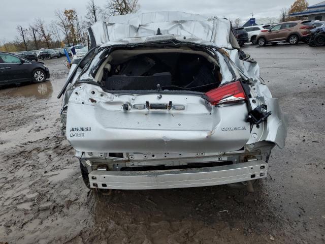 JA4AZ3A35KZ016188 - 2019 MITSUBISHI OUTLANDER SE SILVER photo 6
