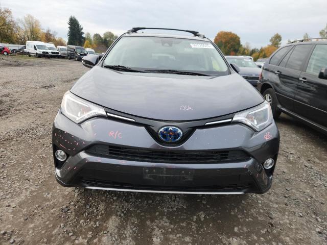 JTMRJREV8JD179380 - 2018 TOYOTA RAV4 HV LE ნაცრისფერი ფოტო 5