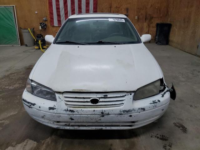 JT2BF22K8V0079239 - 1997 TOYOTA CAMRY LE WHITE photo 5