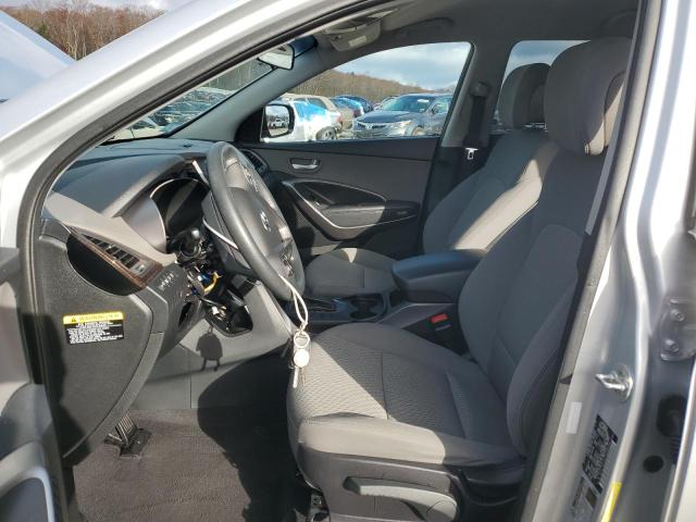 5XYZTDLB2JG568555 - 2018 HYUNDAI SANTA FE S SILVER photo 7