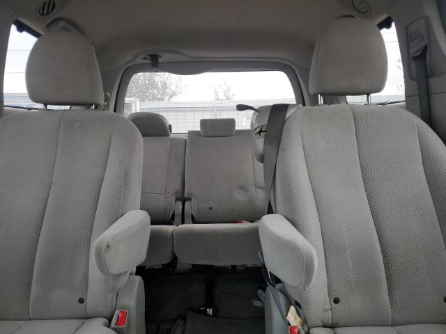 5TDKK3DC0DS351356 - 2013 TOYOTA SIENNA LE Արծաթագույն լուսանկար 10