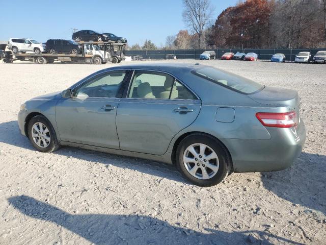 4T1BF3EK4BU616424 - 2011 TOYOTA CAMRY BASE Сріблястий фото 2