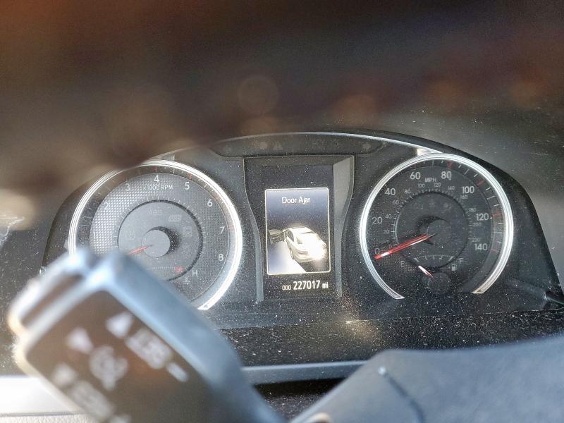 4T1BF1FK0FU905079 - 2015 TOYOTA CAMRY LE BLUE photo 9