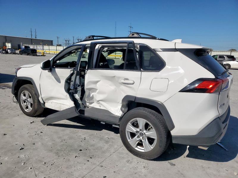 JTMP1RFV5KD031517 - 2019 TOYOTA RAV4 XLE თეთრი ფოტო 2