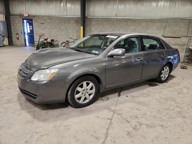 2006 TOYOTA AVALON XL, 