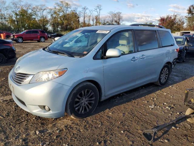 2015 TOYOTA SIENNA XLE, 