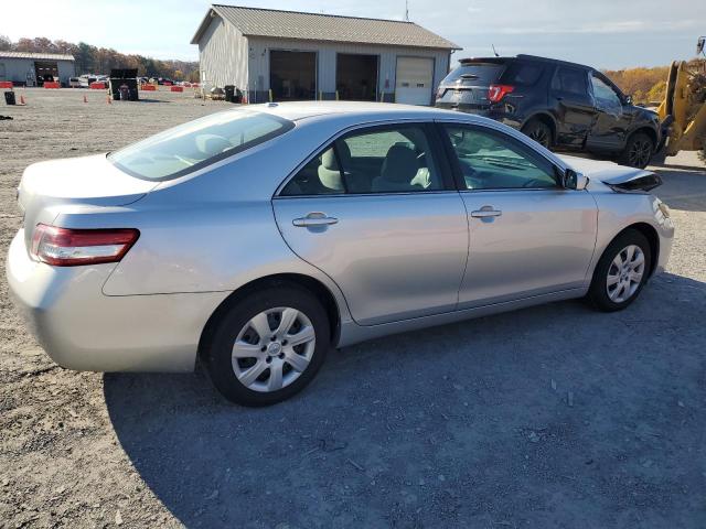 4T4BF3EK3BR213704 - 2011 TOYOTA CAMRY BASE Күміс фото 3