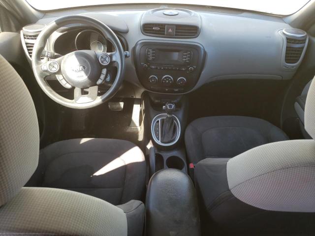 KNDJN2A25F7132849 - 2015 KIA SOUL WHITE photo 8