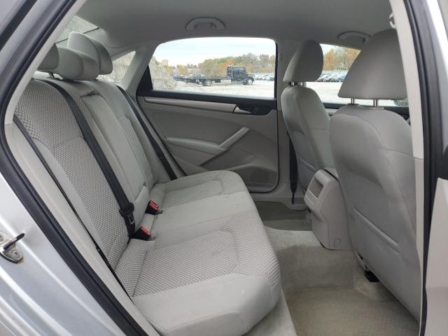 1VWAH7A37CC095848 - 2012 VOLKSWAGEN PASSAT S SILVER photo 10