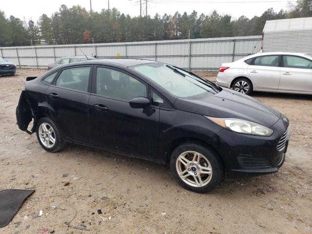 3FADP4BJ5KM146779 - 2019 FORD FIESTA SE შავი ფოტო 4