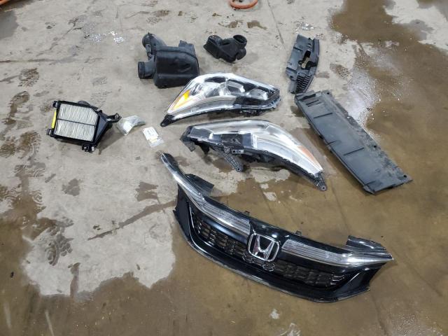 1HGCR2F50HA299305 - 2017 HONDA ACCORD SPORT RED photo 12