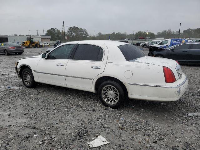 1LNHM82W2XY636529 - 1999 LINCOLN TOWN CAR SIGNATURE თეთრი ფოტო 2