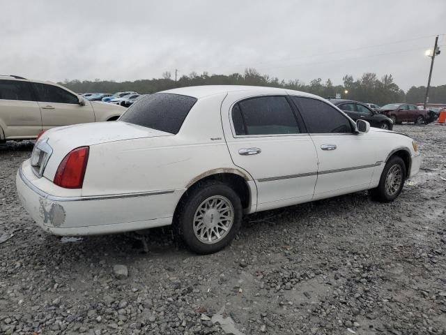 1LNHM82W2XY636529 - 1999 LINCOLN TOWN CAR SIGNATURE თეთრი ფოტო 3