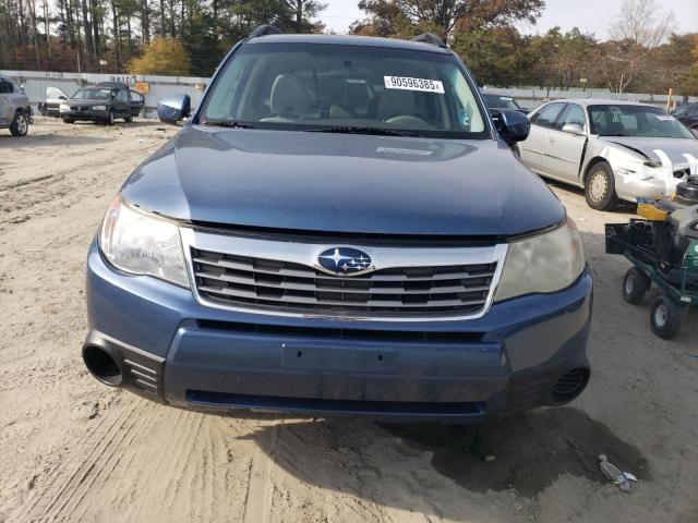 JF2SH6CC8AH782708 - 2010 SUBARU FORESTER 2.5X PREMIUM Blau Foto 5