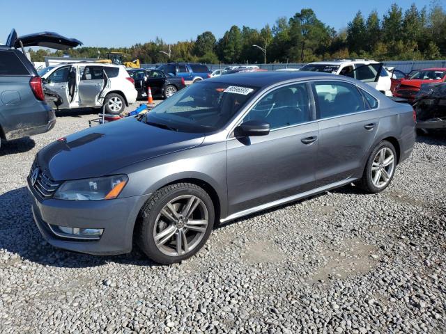 2013 VOLKSWAGEN PASSAT SE, 