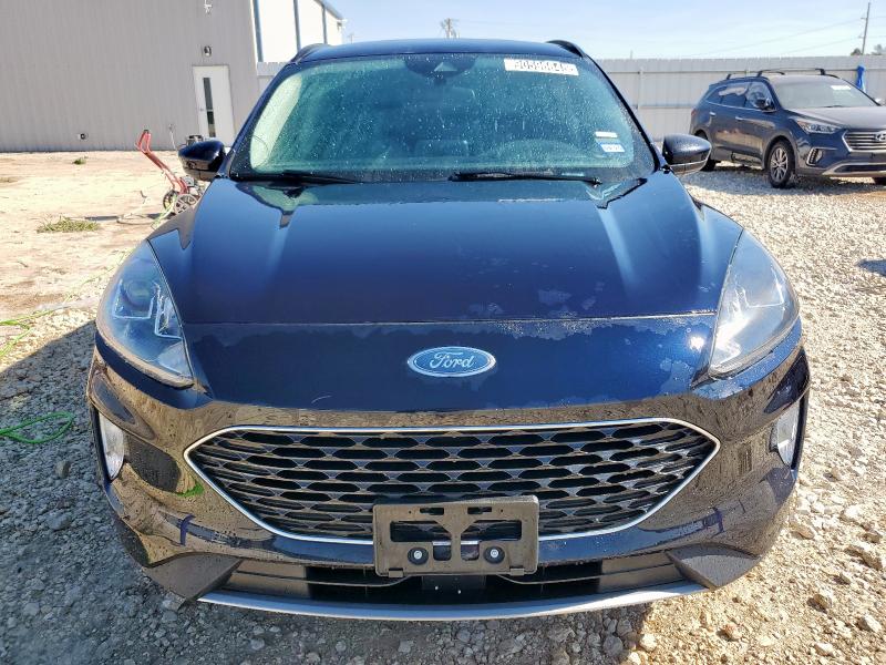 1FMCU0H65MUB08666 - 2021 FORD ESCAPE SEL BLUE photo 5