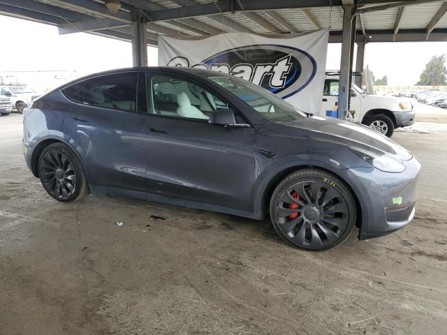 7SAYGDEF1NF492777 - 2022 TESLA MODEL Y SILVER photo 4