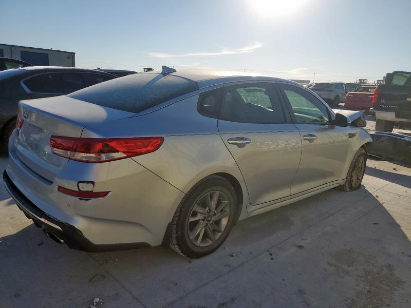 5XXGT4L39KG324021 - 2019 KIA OPTIMA LX SILVER photo 3