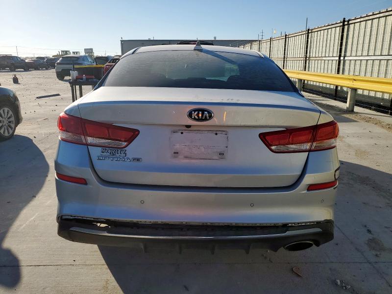 5XXGT4L39KG324021 - 2019 KIA OPTIMA LX SILVER photo 6