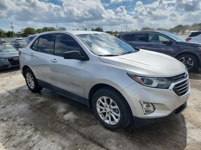 3GNAXHEV0KS627156 - 2019 CHEVROLET EQUINOX LS 银色 照片 4