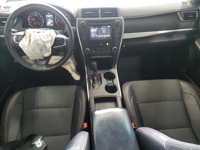 4T1BF1FK2HU728523 - 2017 TOYOTA CAMRY LE 白色 照片 8