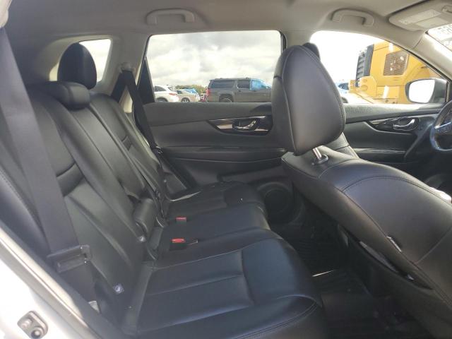 5N1AT2MT8JC798027 - 2018 NISSAN ROGUE S SILVER photo 10